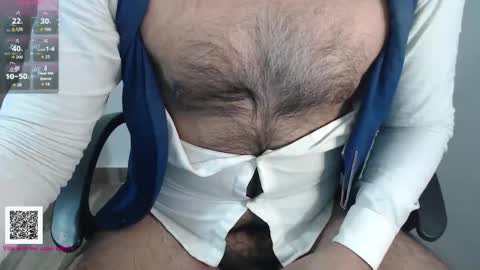 Snapshot of toaster1993 chatting on February 18, 2026, 5:42 pm Leonel online show from February 18, 2026, 5:42 pm