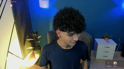 todoroki_g online show from October 28, 2025, 11:47 am