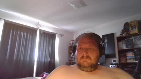 Toede online show from September 22, 2025, 6:43 pm