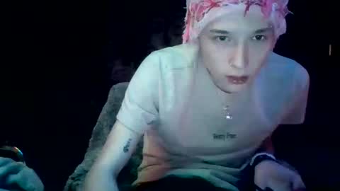 Snapshot of toewaffles chatting on November 20, 2025, 4:01 am toewaffles online show from November 20, 2025, 4:01 am