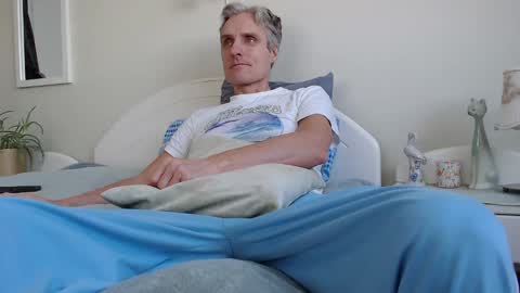 Daniel Bisexual uncut 20cm online show from January 4, 2025, 8:39 am