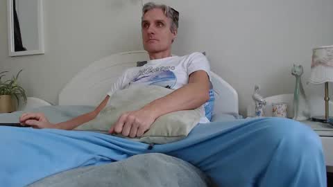 Daniel Bisexual uncut 20cm online show from January 5, 2025, 8:54 am