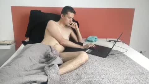 Snapshot of tokiomotel chatting on July 2, 2026, 7:36 am tokiomotel online show from July 2, 2026, 7:36 am