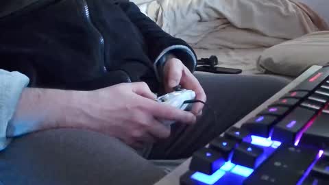 toloneo1 online show from March 21, 2026, 10:31 am