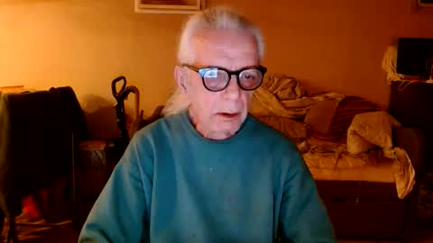 tom112292014 online show from January 8, 2026, 12:46 am