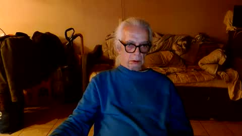 tom112292014 online show from March 25, 2026, 2:06 am