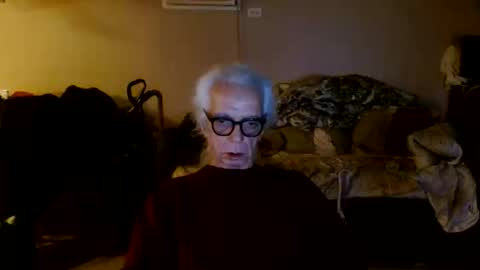 tom112292014 online show from May 7, 2026, 1:33 am