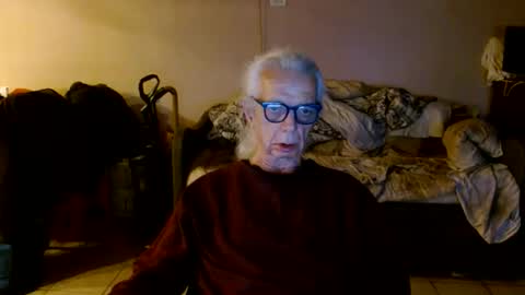 tom112292014 online show from May 14, 2026, 4:52 am