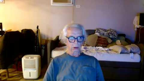 tom112292014 online show from July 26, 2026, 2:57 pm