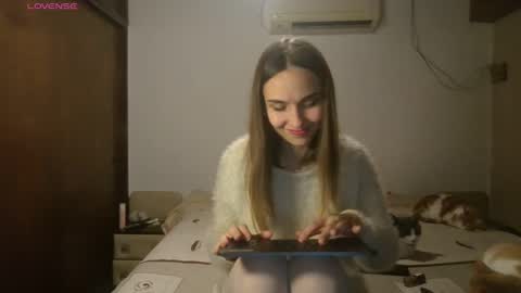Flor online show from June 27, 2026, 2:27 am