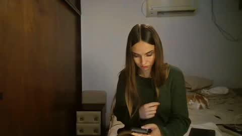 Flor online show from July 31, 2026, 2:55 am