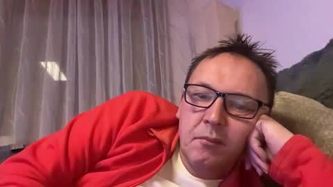 Snapshot of tom6644 chatting on January 10, 2026, 9:16 pm Tom online show from January 10, 2026, 9:16 pm