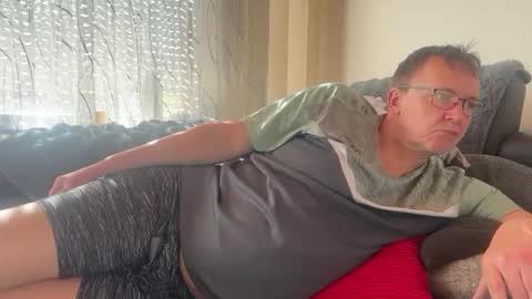 Snapshot of tom6644 chatting on February 27, 2026, 12:38 pm Tom online show from February 27, 2026, 12:38 pm