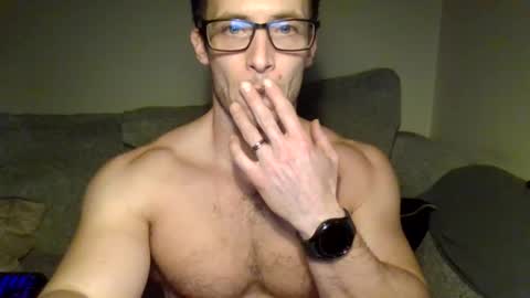 tom90ukx online show from March 5, 2025, 6:23 pm