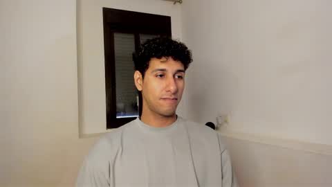 Snapshot of tom_mars chatting on April 8, 2026, 12:49 pm Tom online show from April 8, 2026, 12:49 pm