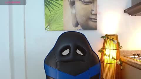 Tom muscle1 online show from February 16, 2025, 6:21 pm