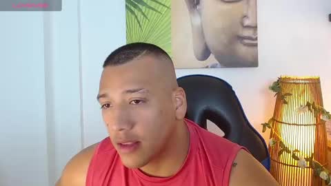 Tom muscle1 online show from March 8, 2025, 6:16 pm