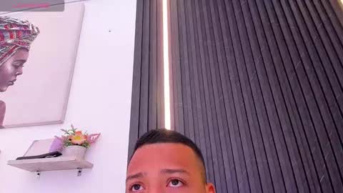 Tom muscle1 online show from September 26, 2025, 11:58 am