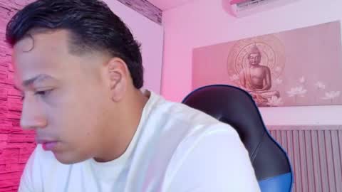 Tom muscle1 online show from February 25, 2026, 11:53 am