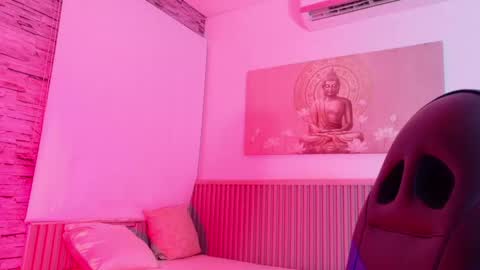 Tom muscle1 online show from April 11, 2026, 11:58 am