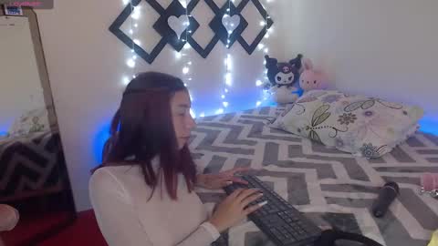 Tom natasha online show from January 24, 2025, 7:39 pm