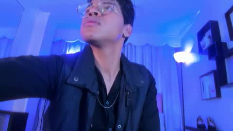 Tomas online show from October 21, 2025, 3:07 am