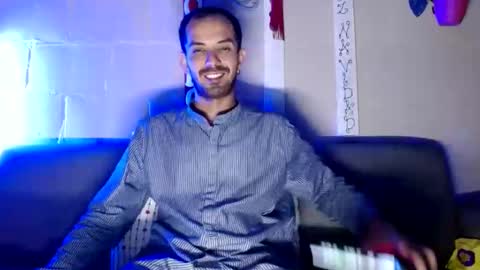 tomas gerauld. make me happy with 10000 tokens online show from January 15, 2025, 3:00 am