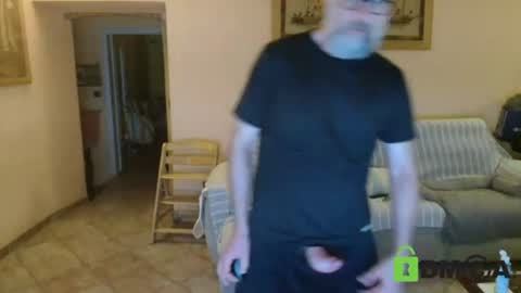 Snapshot of tomasmilian77 chatting on July 3, 2026, 11:33 pm Tomas Milian online show from July 3, 2026, 11:33 pm