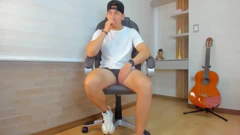 Tom Bardem online show from December 15, 2025, 7:07 pm