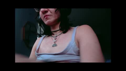 tomboy_titties online show from October 27, 2025, 11:31 pm