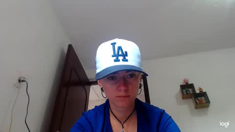 Snapshot of tomboyblue chatting on December 2, 2024, 3:58 pm Blue online show from December 2, 2024, 3:58 pm