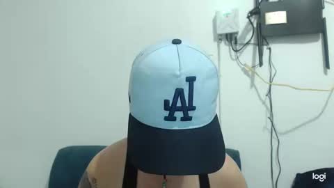 Snapshot of tomboyblue chatting on January 8, 2025, 12:06 am Blue online show from January 8, 2025, 12:06 am