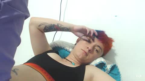 Snapshot of tomboyblue chatting on January 11, 2025, 11:02 pm Blue online show from January 11, 2025, 11:02 pm