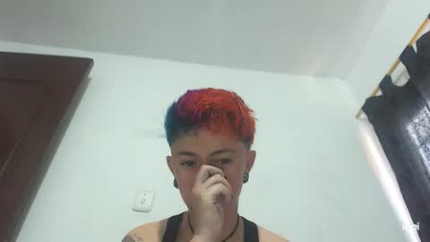 Snapshot of tomboyblue chatting on January 12, 2025, 10:12 pm Blue online show from January 12, 2025, 10:12 pm