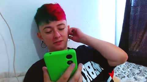 Snapshot of tomboyblue chatting on February 23, 2025, 4:02 pm Blue online show from February 23, 2025, 4:02 pm