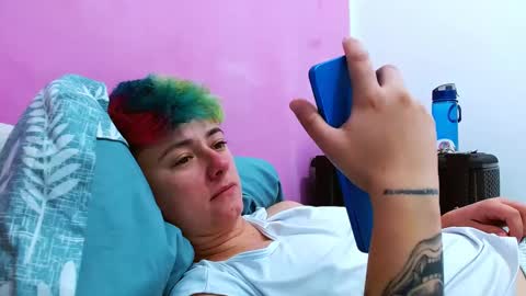 Snapshot of tomboyblue chatting on September 27, 2025, 10:48 pm Blue online show from September 27, 2025, 10:48 pm