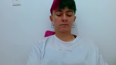 Blue online show from November 29, 2025, 7:06 pm