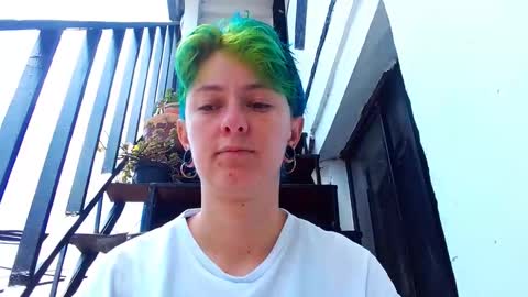 Blue online show from April 12, 2026, 4:12 pm