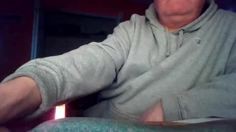 tomcat4848 online show from December 14, 2025, 9:52 pm