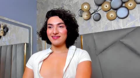   online show from February 18, 2025, 2:49 pm