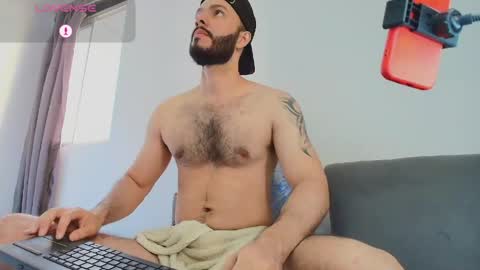 Snapshot of tommel_bailey chatting on May 16, 2026, 1:10 pm Tommel Bailey online show from May 16, 2026, 1:10 pm