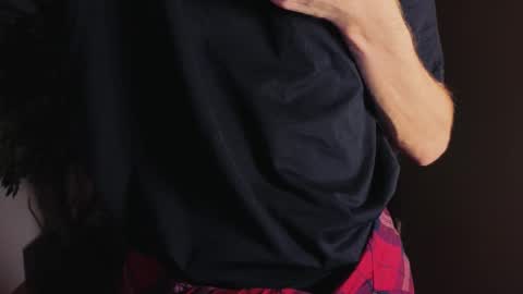 Tommie online show from November 26, 2025, 5:30 am