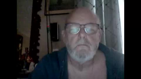 Snapshot of tommierose chatting on October 25, 2025, 12:13 pm Tommie online show from October 25, 2025, 12:13 pm