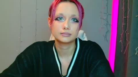 Snapshot of tommioo7 chatting on January 22, 2025, 12:16 am Galadriel online show from January 22, 2025, 12:16 am