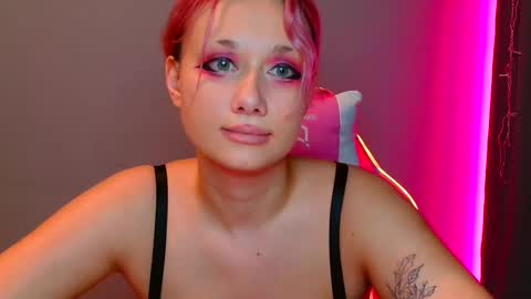 Snapshot of tommioo7 chatting on February 5, 2025, 6:46 am Galadriel online show from February 5, 2025, 6:46 am