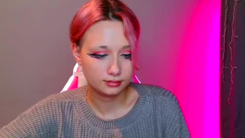 Snapshot of tommioo7 chatting on February 7, 2025, 7:17 pm Galadriel online show from February 7, 2025, 7:17 pm