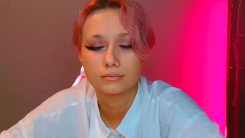 Snapshot of tommioo7 chatting on February 8, 2025, 9:35 am Galadriel online show from February 8, 2025, 9:35 am