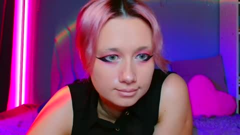 Snapshot of tommioo7 chatting on February 17, 2025, 7:53 pm Galadriel online show from February 17, 2025, 7:53 pm