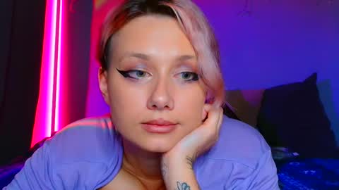 Snapshot of tommioo7 chatting on March 2, 2025, 7:21 am Galadriel online show from March 2, 2025, 7:21 am