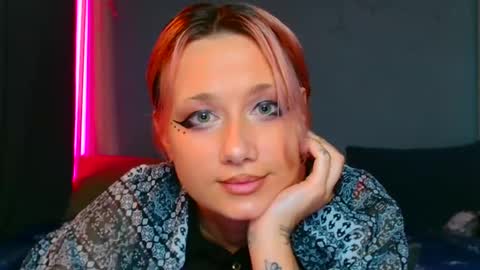 Snapshot of tommioo7 chatting on March 8, 2025, 5:38 am Galadriel online show from March 8, 2025, 5:38 am